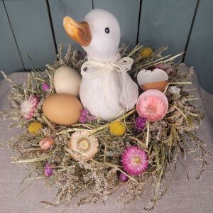 Stroik wielkanocny z kaczką