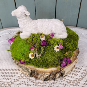 Stroik wielkanocny na plastrze brzozy